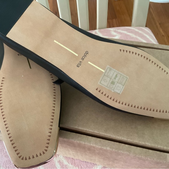 Dolce Vita womens Flats NWOB - Picture 2 of 6